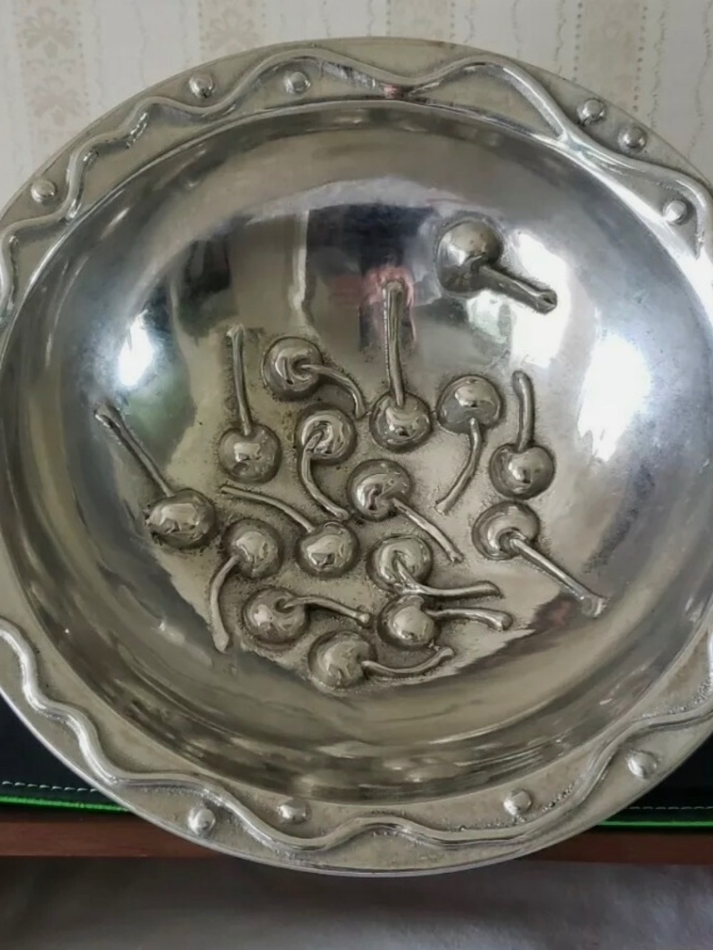 Mariposa 1996 Brillante Aluminum Fruit Bowl Cherries 10"w x 3".5 tall